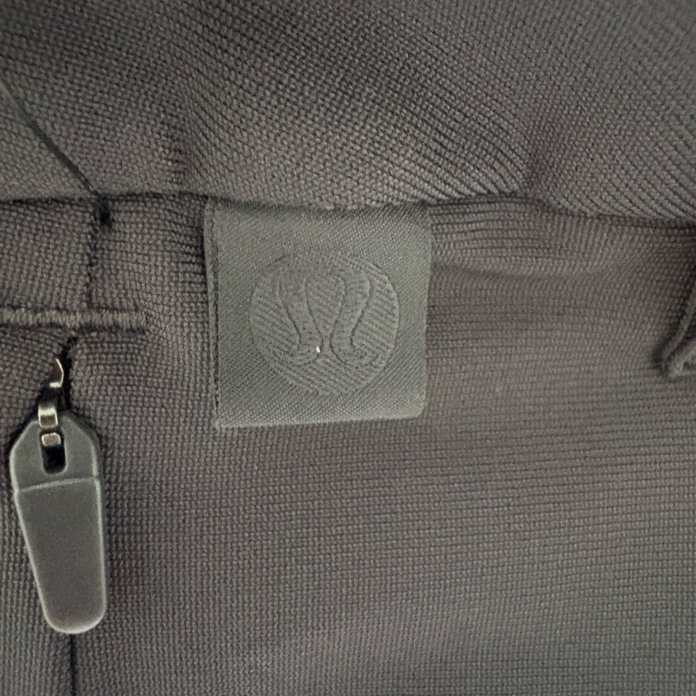 Lululemon Athletica Slate Gray Flat Front Shorts - Picture 12 of 13